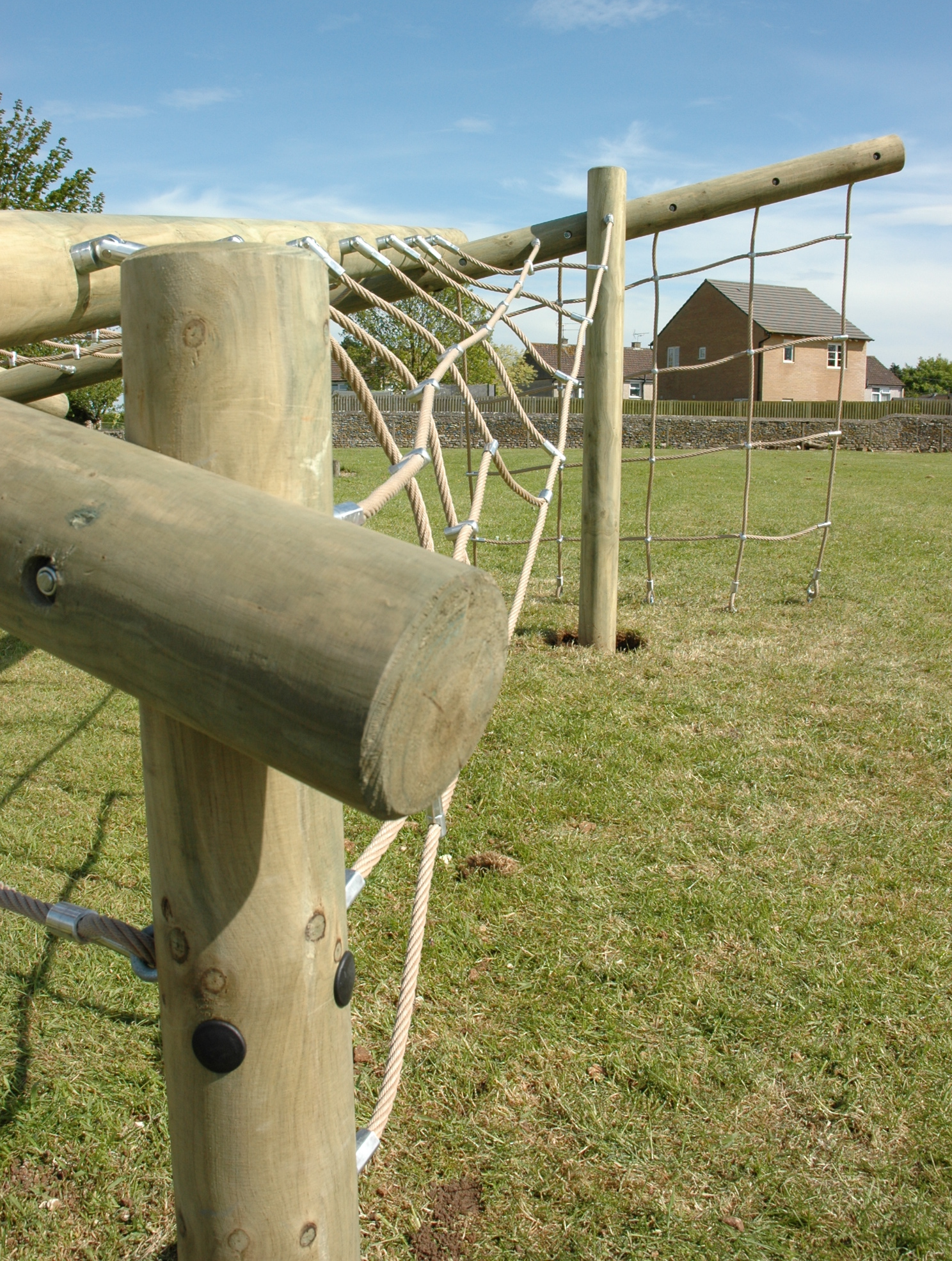 Balance and Traverse rope playground structure for parks