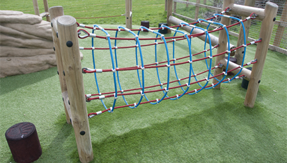 Children’s playground rope tunnel net climbing structure